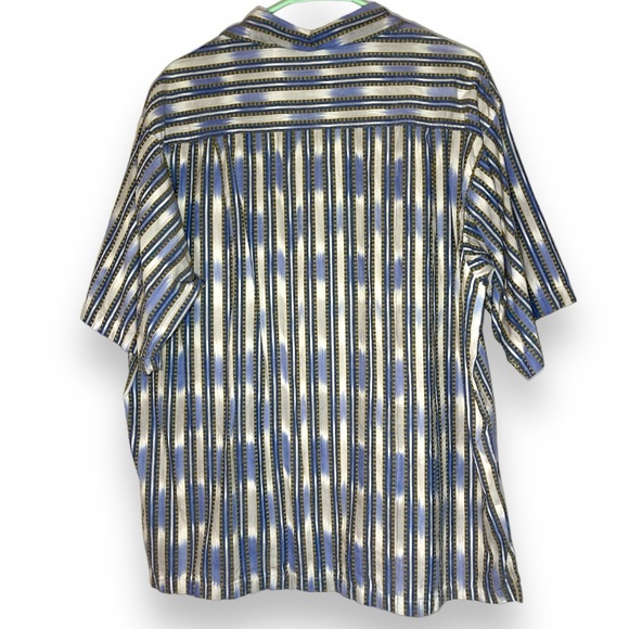 Men’s Patagonia ‘Aztec’ / Abstract Embroidered Short Sleeve Shirt - Picture 2 of 5